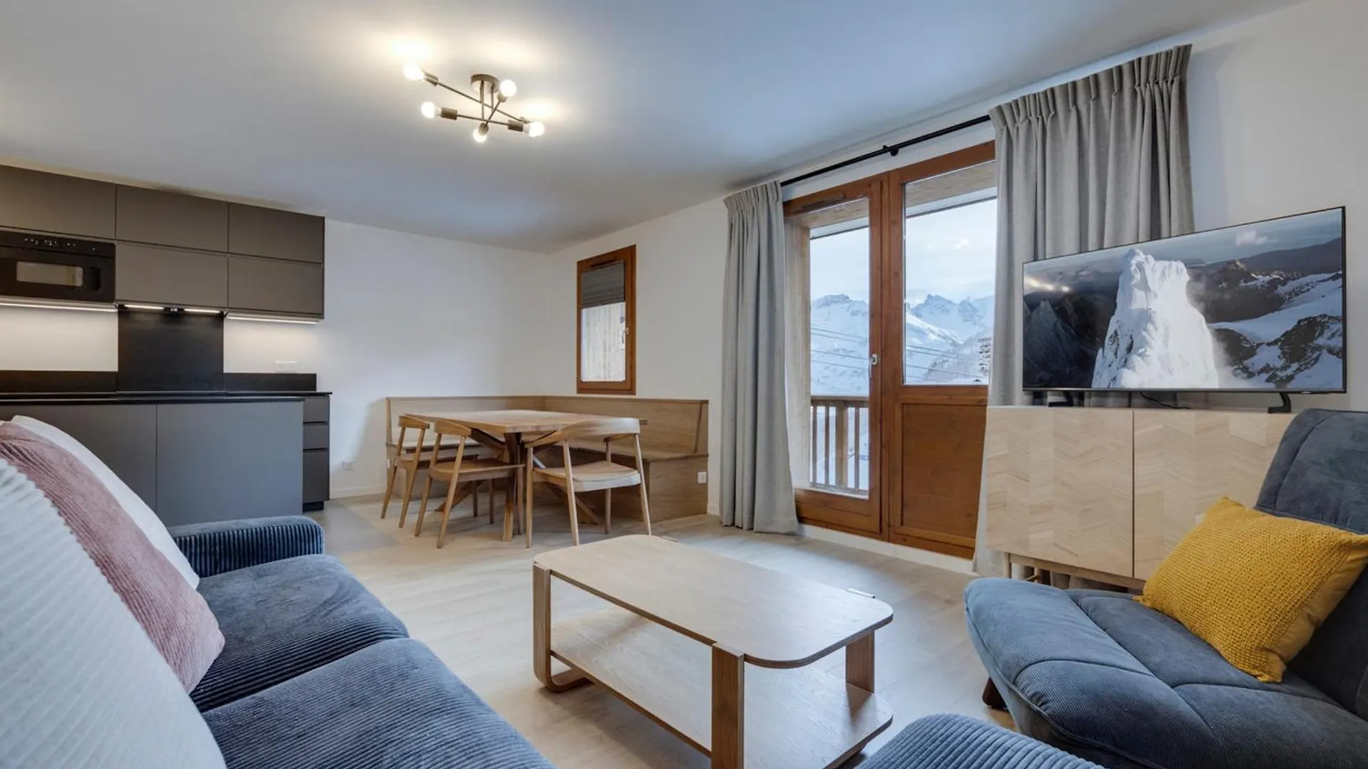 Appartement Renove 5 Pers, Tignes Le Lac, Balcon, Parking, Au Pied Des Pistes - Fr-1-502-585